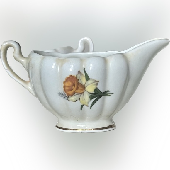 πRoyal Dover England Bone China Cream and Sugar Bowl with Lid Daffodil Set - Picture 9 of 16